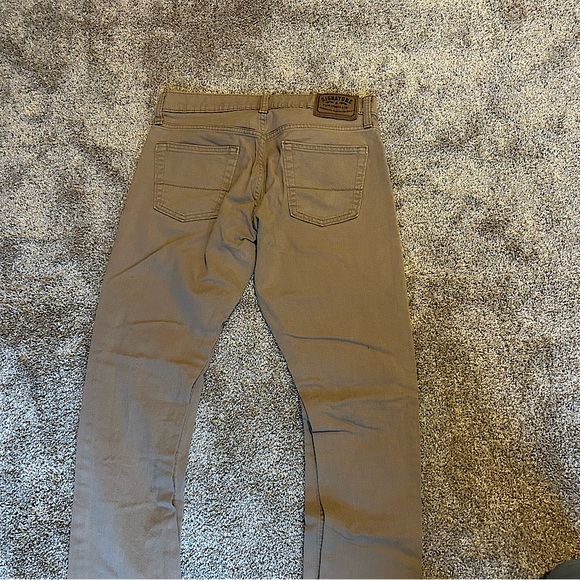 Levi’s Jeans - 30x32 - Picture 2 of 5